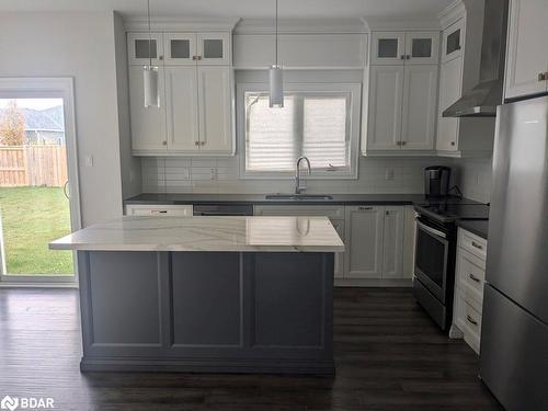 3 Beverly Street, Elmvale, ON - Indoor Photo Showing Kitchen With Stainless Steel Kitchen