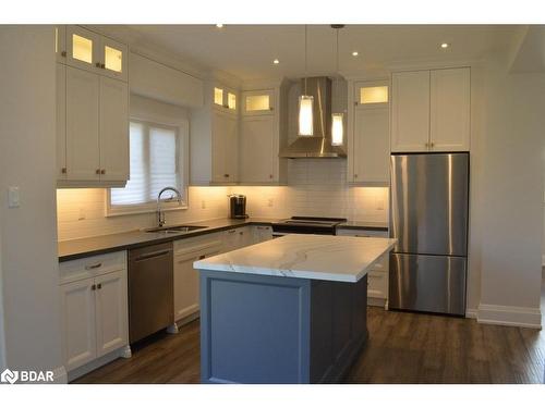 3 Beverly Street, Elmvale, ON - Indoor Photo Showing Kitchen With Stainless Steel Kitchen With Upgraded Kitchen