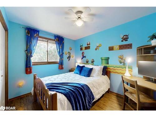 121 Queen Street Street, Fenelon Falls, ON - Indoor Photo Showing Bedroom