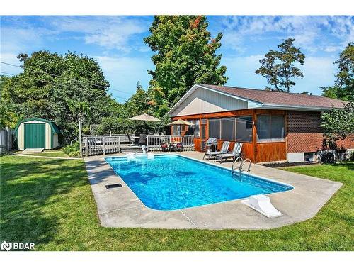 121 Queen Street Street, Fenelon Falls, ON - Outdoor With In Ground Pool With Backyard