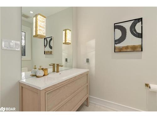 855 Shoreview Drive, Innisfil, ON - Indoor Photo Showing Bathroom