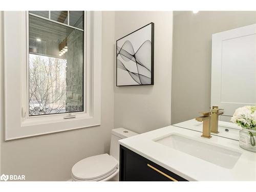 855 Shoreview Drive, Innisfil, ON - Indoor Photo Showing Bathroom