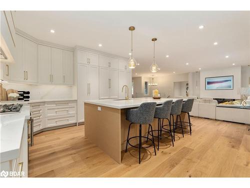 855 Shoreview Drive, Innisfil, ON - Indoor Photo Showing Kitchen With Upgraded Kitchen