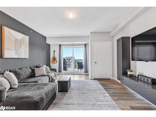 603-306 Essa Road, Barrie, ON - Indoor Photo Showing Living Room