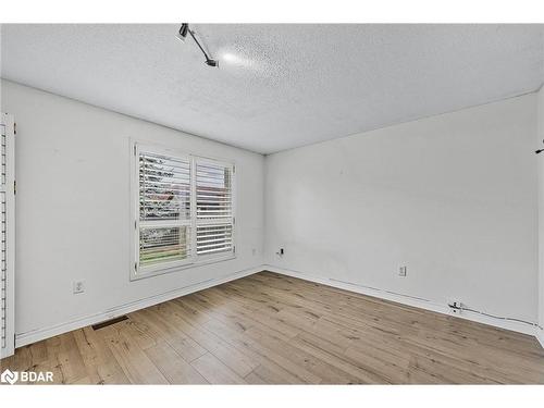 28 Monarchy Street, Barrie, ON - Indoor Photo Showing Other Room