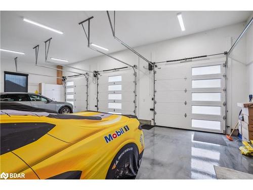 2761 Lockhart Road, Innisfil, ON - Indoor Photo Showing Garage