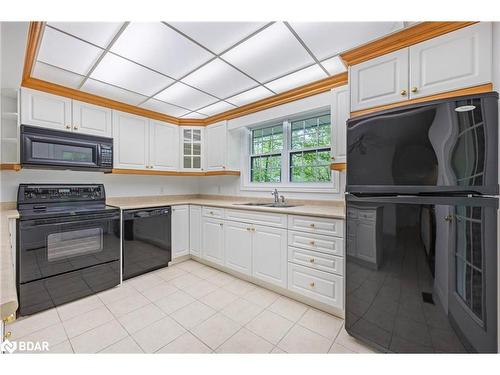 3895 Vasey Road, Tay, ON - Indoor Photo Showing Kitchen With Double Sink