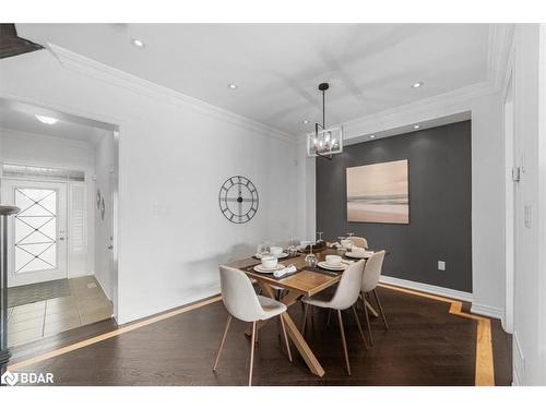 15 Aspenview Avenue, Caledon, ON - Indoor Photo Showing Dining Room