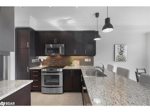 15 Aspenview Avenue, Caledon, ON - Indoor Photo Showing Kitchen With Stainless Steel Kitchen With Upgraded Kitchen