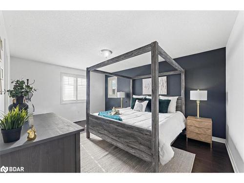 15 Aspenview Avenue, Caledon, ON - Indoor Photo Showing Bedroom