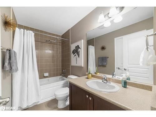 15 Aspenview Avenue, Caledon, ON - Indoor Photo Showing Bathroom