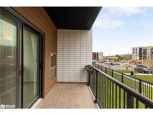 117-4 Spice Way, Barrie, ON - Outdoor With Balcony With Exterior