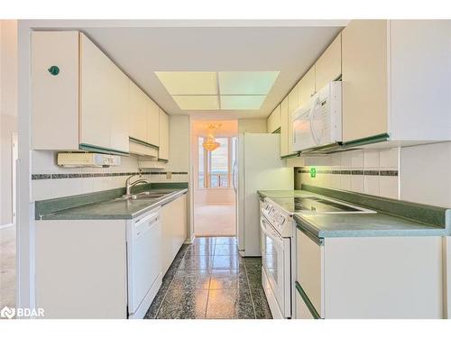 803-20 Cherrytree Drive, Brampton, ON - Indoor Photo Showing Kitchen With Double Sink