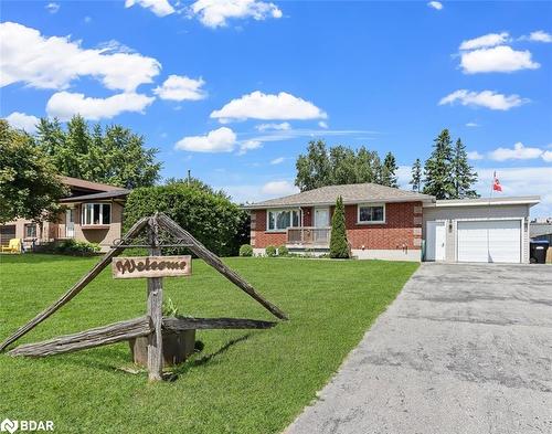 8 Robinson Road, Elmvale, ON - Outdoor