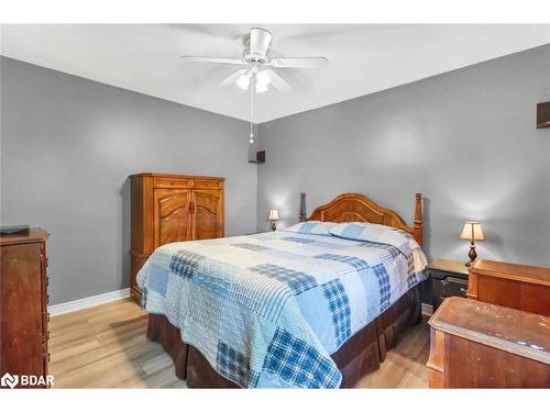 8 Robinson Road, Elmvale, ON - Indoor Photo Showing Bedroom