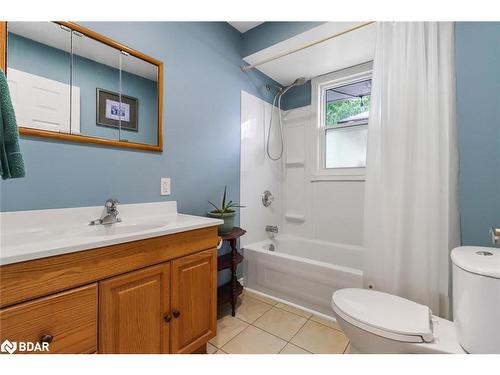 8 Robinson Road, Elmvale, ON - Indoor Photo Showing Bathroom