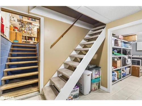 8 Robinson Road, Elmvale, ON - Indoor Photo Showing Other Room