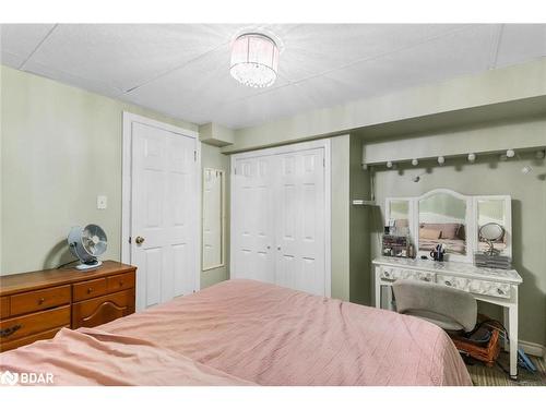 8 Robinson Road, Elmvale, ON - Indoor Photo Showing Bedroom