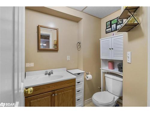 8 Robinson Road, Elmvale, ON - Indoor Photo Showing Bathroom