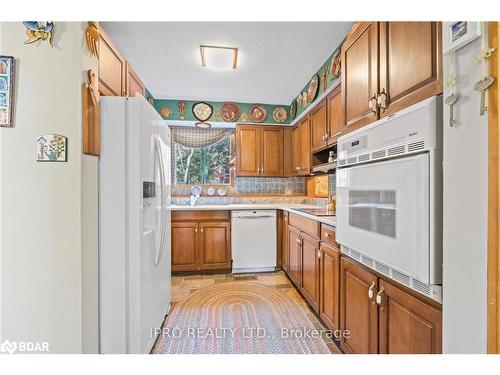 11890 6 Line, Georgetown, ON - Indoor Photo Showing Kitchen