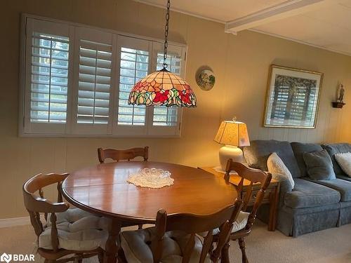 15 Trefoil Drive, Innisfil, ON - Indoor Photo Showing Dining Room