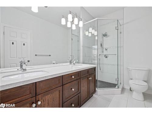 15 Prince William Way, Barrie, ON - Indoor Photo Showing Bathroom