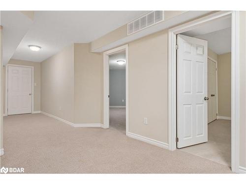 15 Prince William Way, Barrie, ON - Indoor Photo Showing Other Room