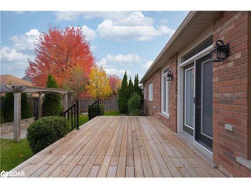 15 Prince William Way, Barrie, ON - Outdoor With Deck Patio Veranda With Exterior