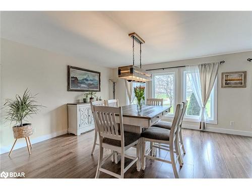 1754 Concession 10 Rd, Ramara, ON - Indoor Photo Showing Dining Room