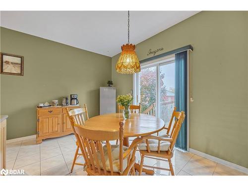 1917 Romina Court, Innisfil, ON - Indoor Photo Showing Dining Room