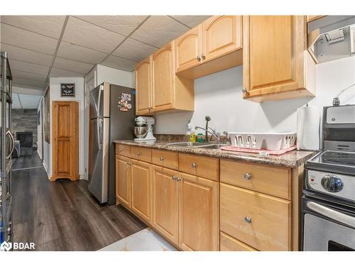 1560 Wilson Drive, Springwater, ON - Indoor Photo Showing Kitchen With Double Sink