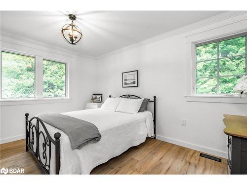 2764 Fairgrounds Road, Severn, ON - Indoor Photo Showing Bedroom