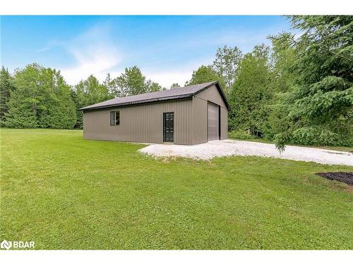 2764 Fairgrounds Road, Severn, ON - Outdoor