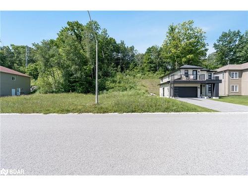 722 Aberdeen Boulevard, Midland, ON 