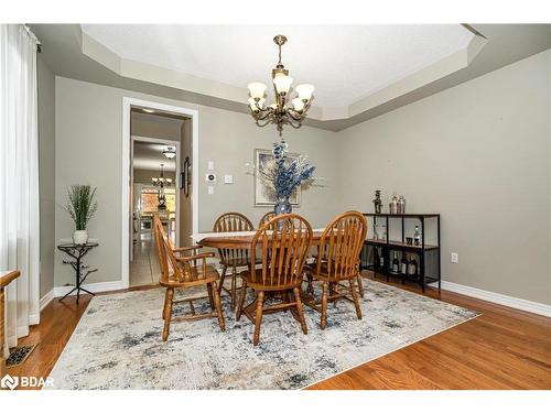 10 St Philip Court, Whitby, ON - Indoor Photo Showing Dining Room