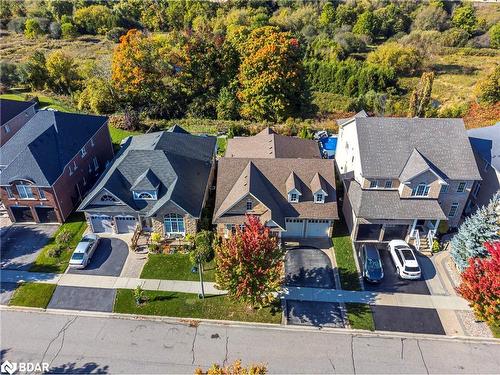 10 St Philip Court, Whitby, ON - Outdoor