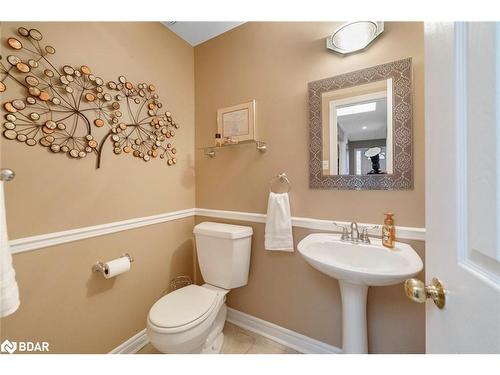 56 Bishop Drive, Barrie, ON - Indoor Photo Showing Bathroom