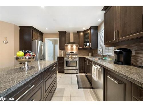 56 Bishop Drive, Barrie, ON - Indoor Photo Showing Kitchen With Stainless Steel Kitchen With Upgraded Kitchen