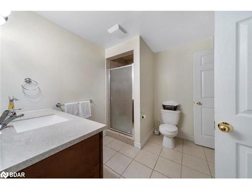 56 Bishop Drive, Barrie, ON - Indoor Photo Showing Bathroom