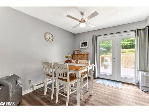 224 Oriole Crescent, Gravenhurst, ON - Indoor Photo Showing Dining Room