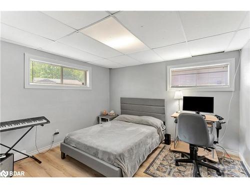 224 Oriole Crescent, Gravenhurst, ON - Indoor Photo Showing Bedroom