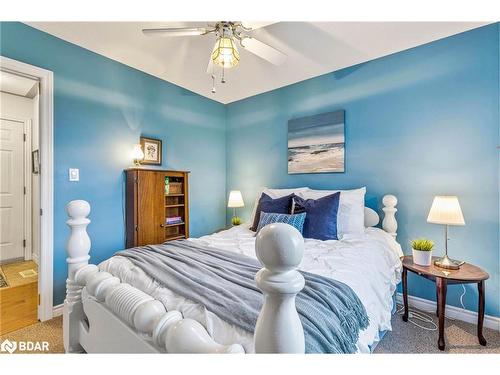 62 Springdale Drive, Lindsay, ON - Indoor Photo Showing Bedroom