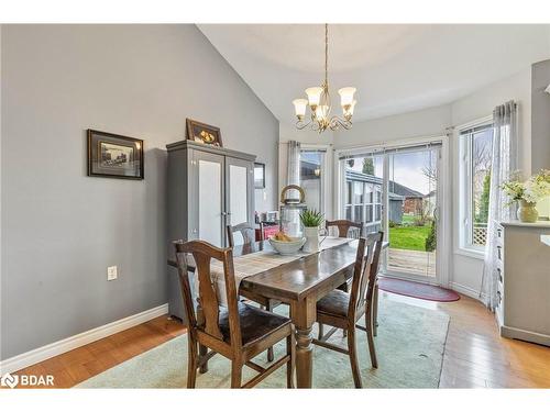 62 Springdale Drive, Lindsay, ON - Indoor Photo Showing Dining Room