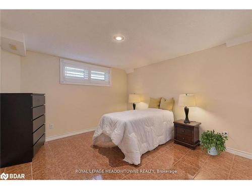 2857 Termini Terrace, Mississauga, ON - Indoor Photo Showing Bedroom