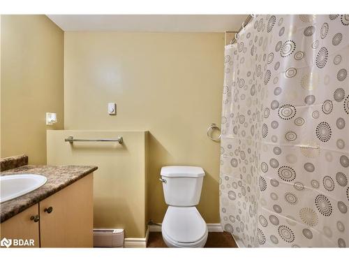 11 Pheasant Trail, Barrie, ON - Indoor Photo Showing Bathroom