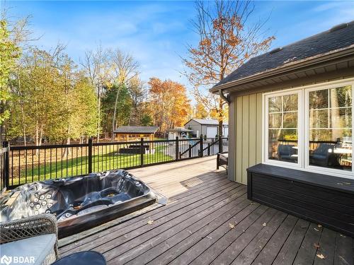 129 Bass Line, Oro-Medonte, ON - Outdoor With Deck Patio Veranda With Exterior