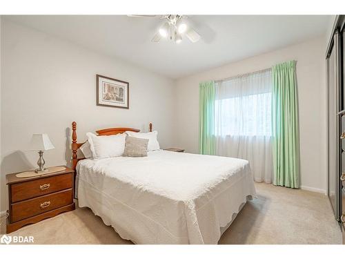 29 Checkendon Drive, Etobicoke, ON - Indoor Photo Showing Bedroom