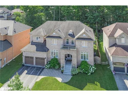 28 Camelot Square, Barrie, ON - Outdoor With Facade