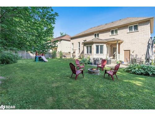 28 Camelot Square, Barrie, ON - Outdoor