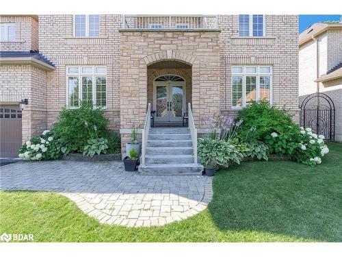 28 Camelot Square, Barrie, ON - Outdoor